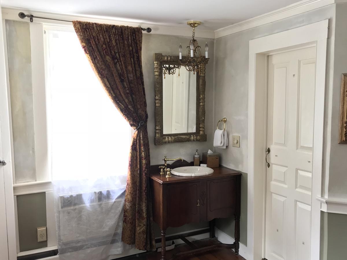Admiral Farragut Inn Newport Eksteriør bilde