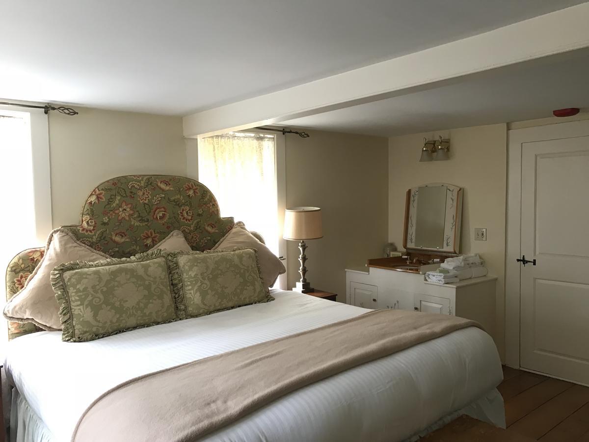 Admiral Farragut Inn Newport Eksteriør bilde